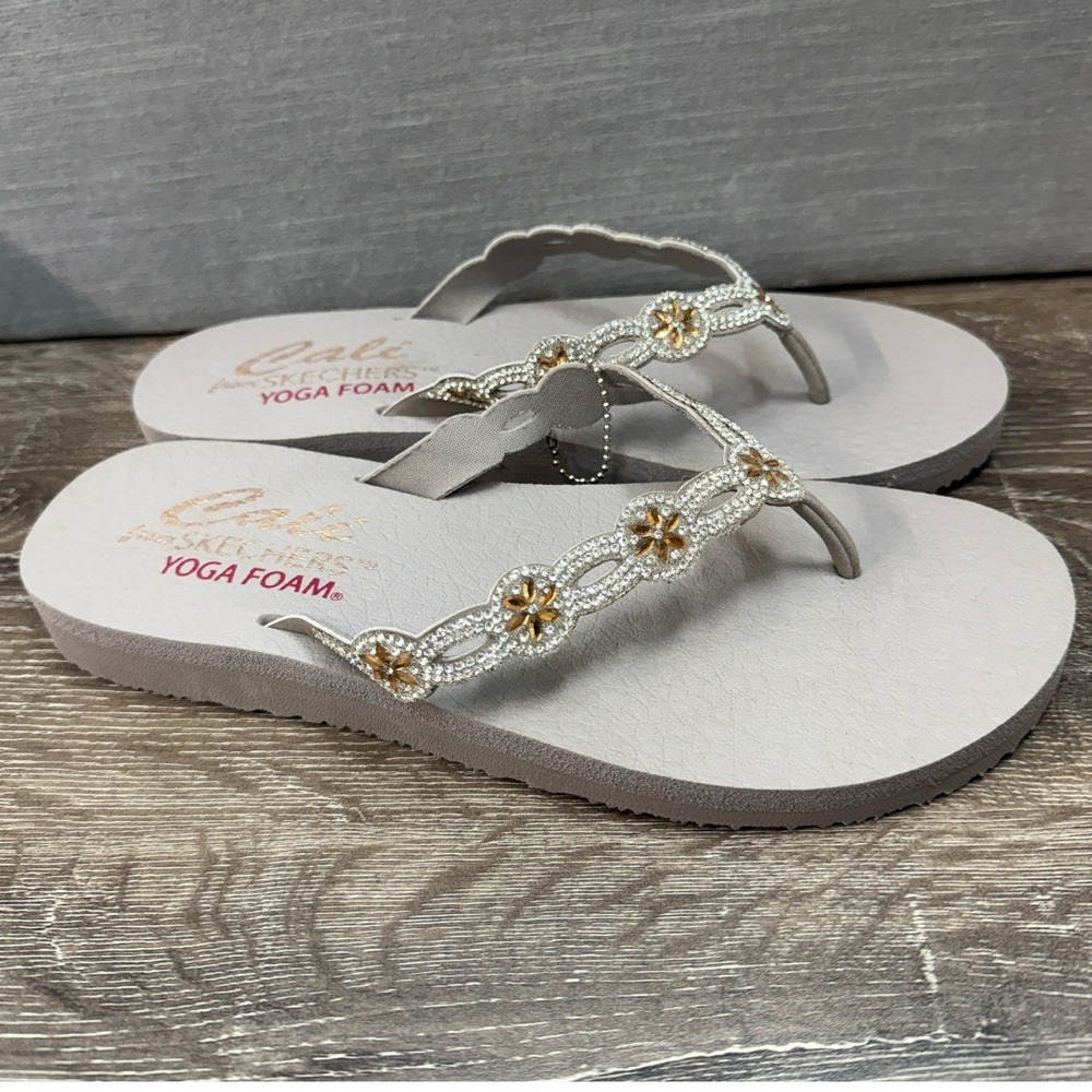 Skechers Cali Yoga Foam Taupe Rhinestone Floral Flip Flop Sandals Womens Size 8 - Picture 7 of 8